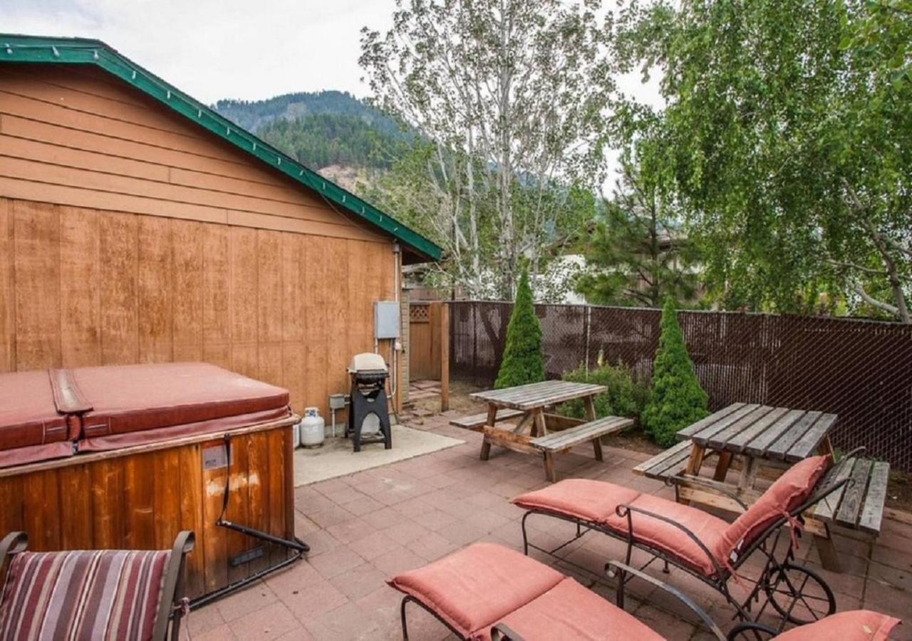 Luxe Leavenworth Cottage Exterior foto